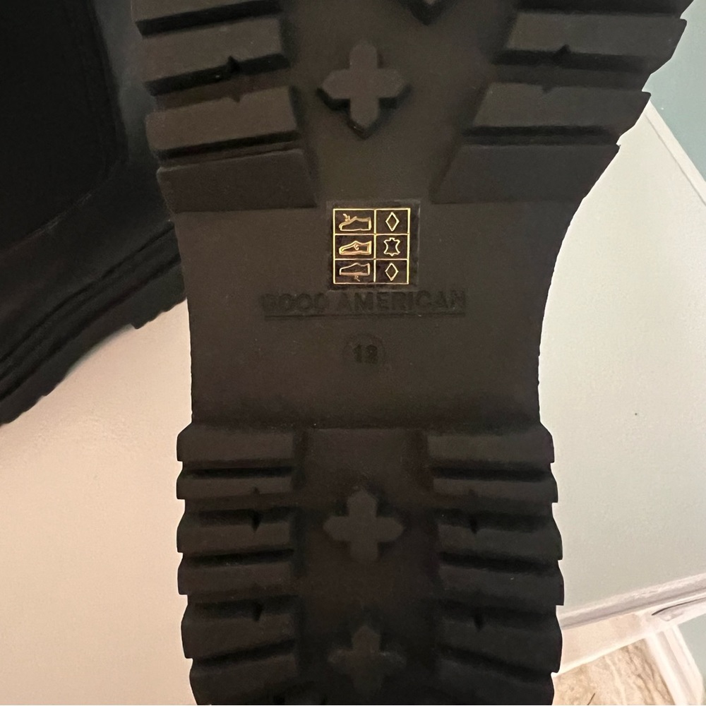Good American Chelsea Lug Sole Combat Boots In Black Size 12 New - Picture 4 of 6